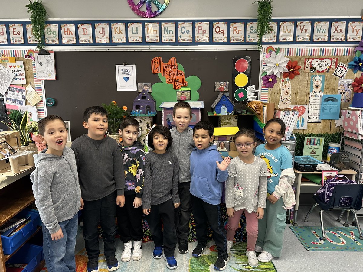 Our multilingual learners in Kindergarten and their Pueblos Mágicos! 😎 #BeEvergreen #ibelonginevergreen