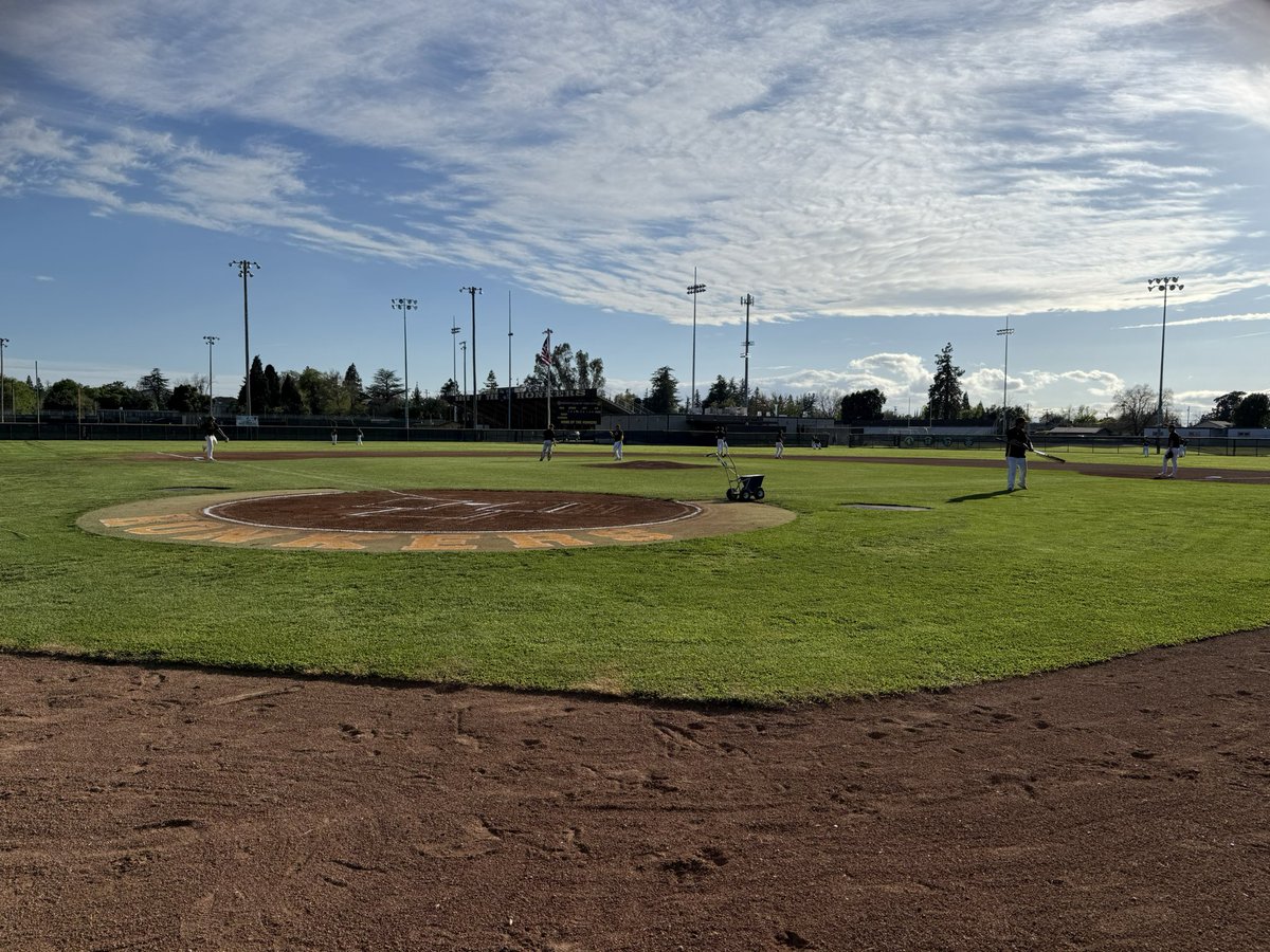Checking out some Wednesday night baseball here in Yuba City as the Honkers host the Twelve Bridges Raging Rhinos in game two of this three-game FVL set. Yuba City took game one in Lincoln on Monday.