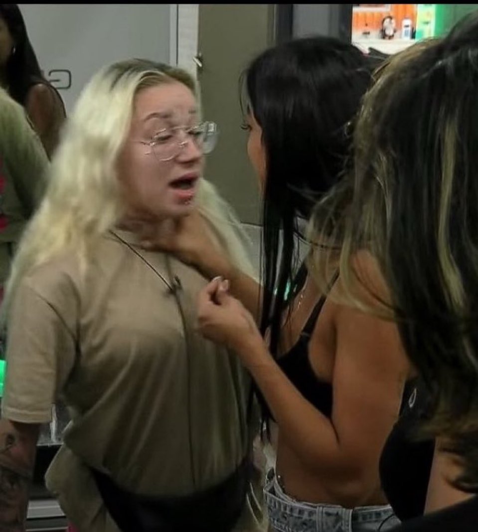 gabriellugook's tweet photo. Expulsión para Luz

#granhermano #expulsion https://t.co/7S49FQrRBh