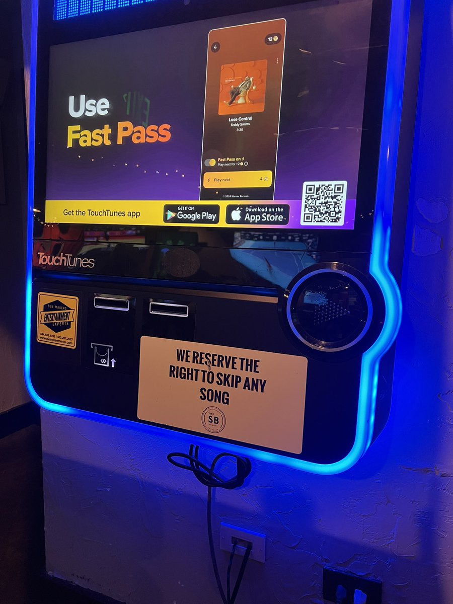 thisislocks's tweet photo. This should be against the law. Do something @TouchTunes https://t.co/b82Gne1mR2