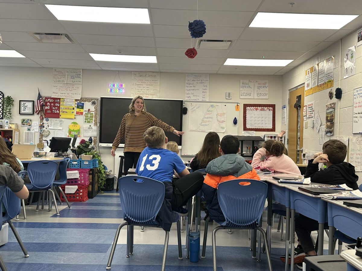 DrBryson23's tweet image. Had a fantastic lesson today watching Mrs. Vaske use Curipod to enhance learning with new technology! Engaging, interactive, and a game-changer in the classroom! 🚀📚 #EdTech #Curipod #InnovativeLearning 💙🐾