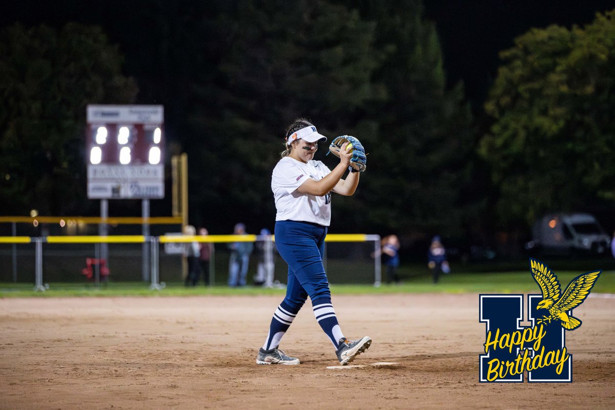 We Would Like To Wish Angelina Bomberry A Very Happy Birthday!! #RollHawks🤘 🍰🎂🎈🎁🎊🎉