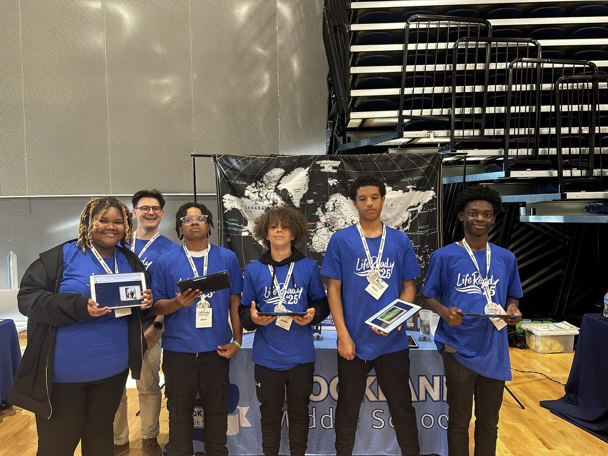 CuffJerry's tweet image. Great job by our Cubs representing Brookland at the Henrico Life Ready Expo!