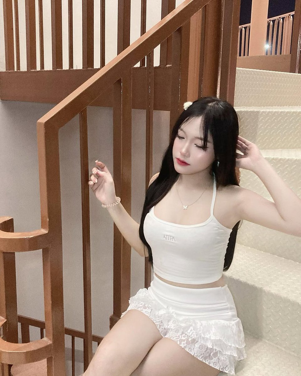 แจกวาร์ปสาวสวยเซ็กซี่👙 tweet media
