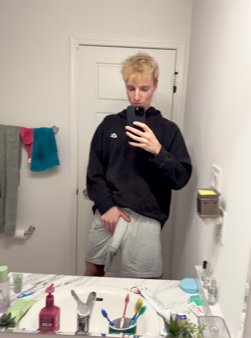 gym shorts https://t.co/9zw56X4S9w