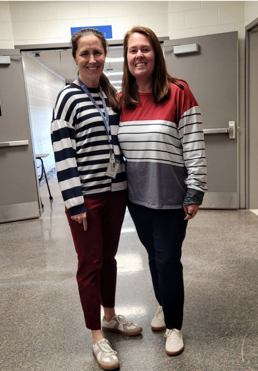 The cranberry, navy blue, stripes, and tan tennies was such a vibe today!  Too bad we could not share our OOTD’s with ⁦<a href="/laylamae2155/">layla askam</a>⁩!