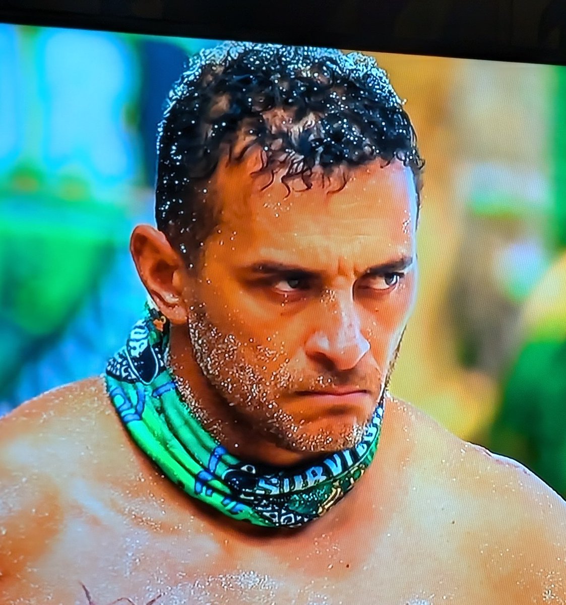 jessicalewis89's tweet photo. Find a ride or die that looks at you the way Joe looked at Eva ❤️ #Survivor https://t.co/Ceqpnma65u