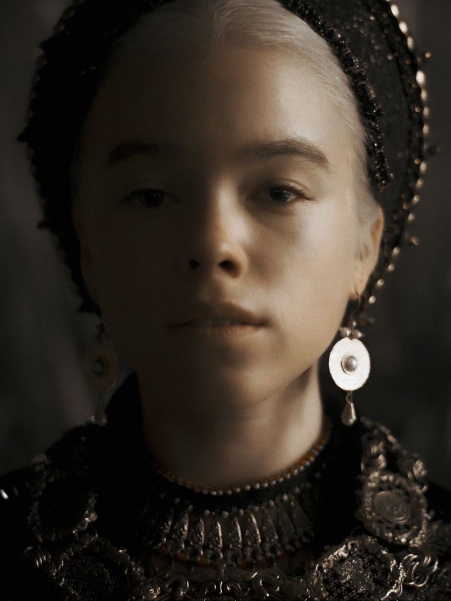 💭 (@rhaenyragallery) on Twitter photo 