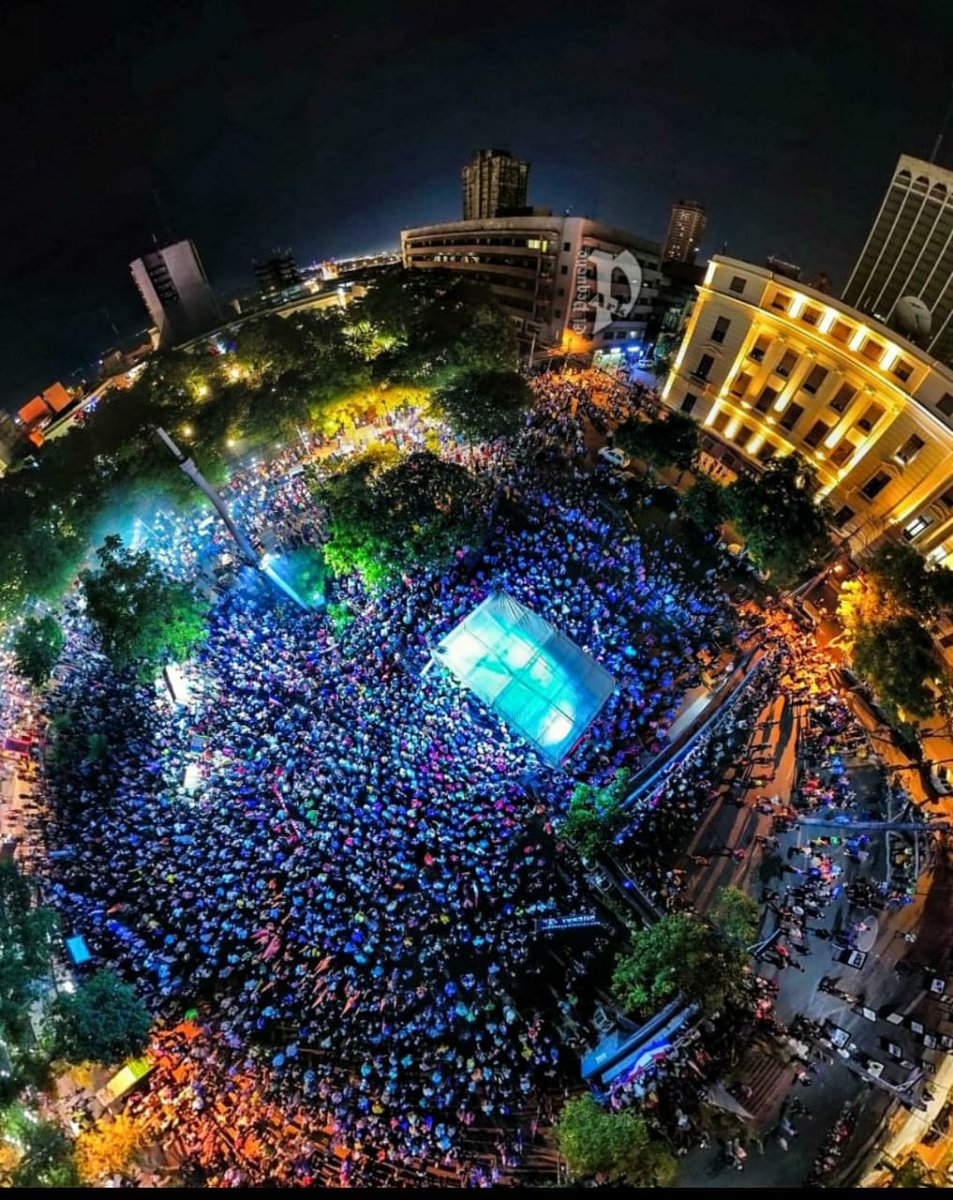 noediazesqui's tweet photo. ¿Si este no es el pueblo, el pueblo donde está?

Basta de mafia, corrupción, marco estado e impunidad!

Si a la democracia, la justicia, la igualdad y la libertad!

#26M https://t.co/PaGd8KyghP