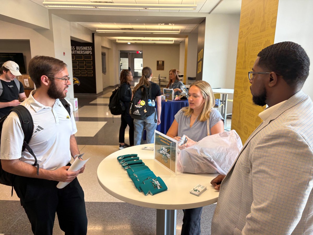 SouthernMissSM's tweet image. Special thanks to all of our @SouthernMissSM students and our sport industry organizations &amp;amp; campus connections for making our Sport Management Symposium a huge success today, from panel speakers o career fair to networking opportunities #SMTTT