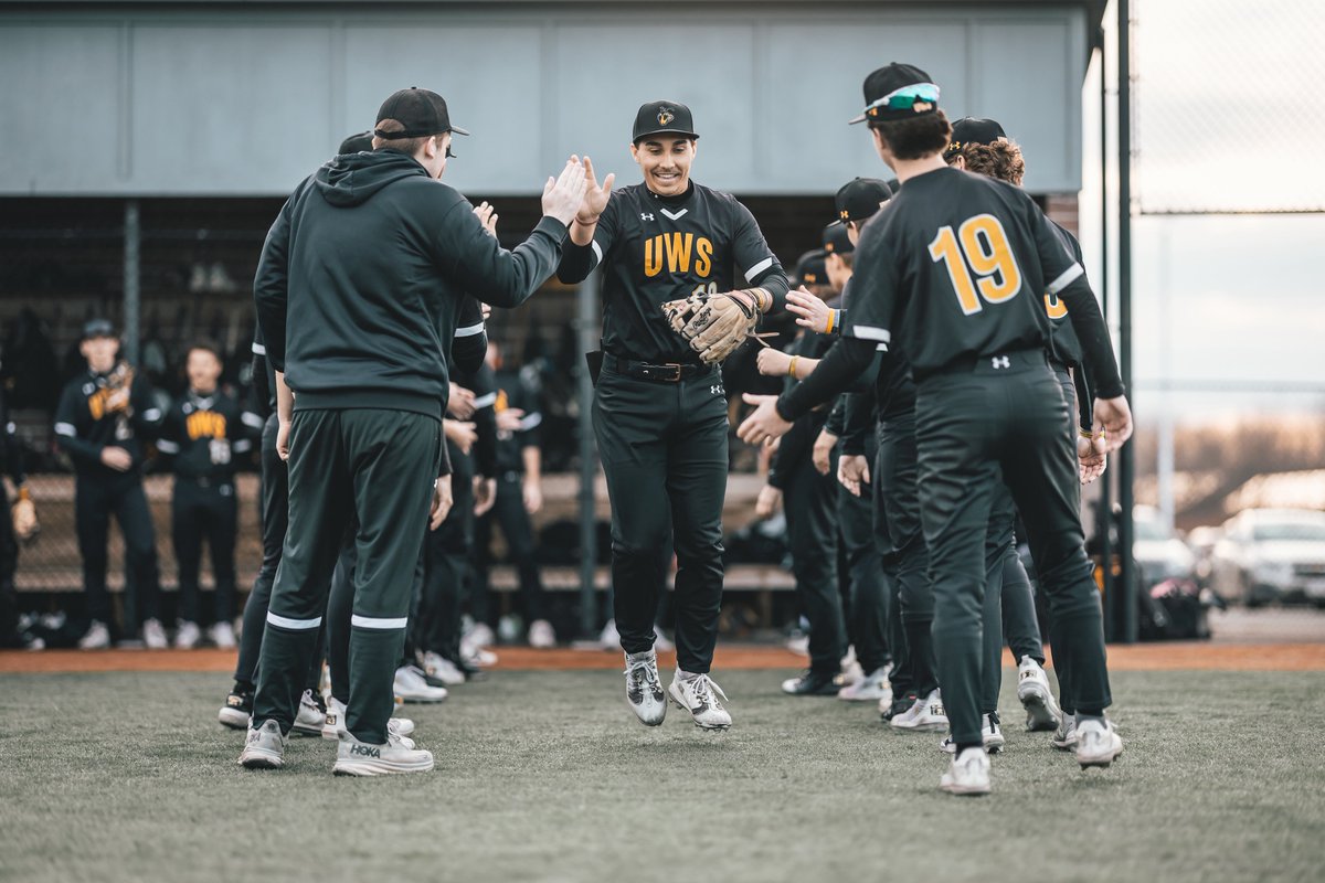 UW-Superior Baseball tweet media