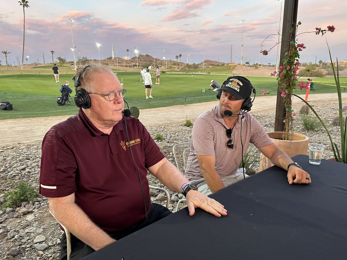 We’re back at <a href="/GrassClippingsc/">Grass Clippings</a> Rolling Hills for another installment of Dugout Chatter with Willie Bloomquist. 

Tune in tomorrow night from 6-7 pm on <a href="/KDUSAM1060/">KDUS AM 1060</a> to join <a href="/MunnyBall/">Jeff Munn</a>, <a href="/williebloom/">Willie Bloomquist</a>, and special player guests for an hour conversation of <a href="/ASU_Baseball/">Sun Devil Baseball</a>.

#ForksUp #O2V