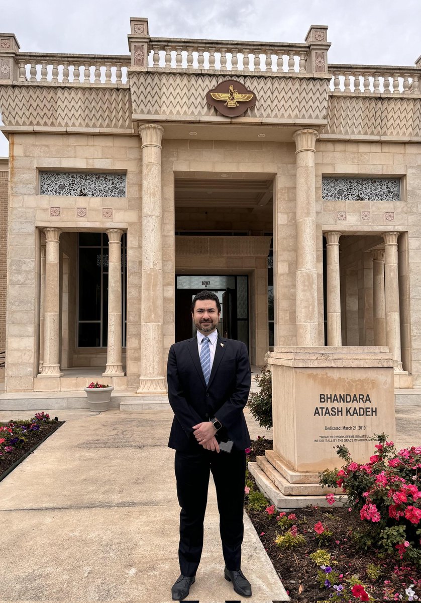 Saeed Ghasseminejad (@sghasseminejad) on Twitter photo «من راه را مینمایم؛ این راه، راه راستی است، برای همه زندگان.» «من راه را مینمایم؛ این راه، راه راستی است، برای همه زندگان.»