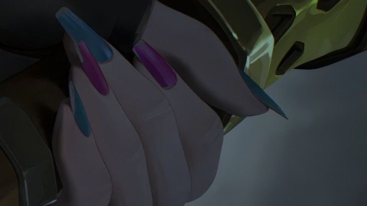 julianmiflaco's tweet photo. obsessed with jinx's nails https://t.co/amnBx0PjER