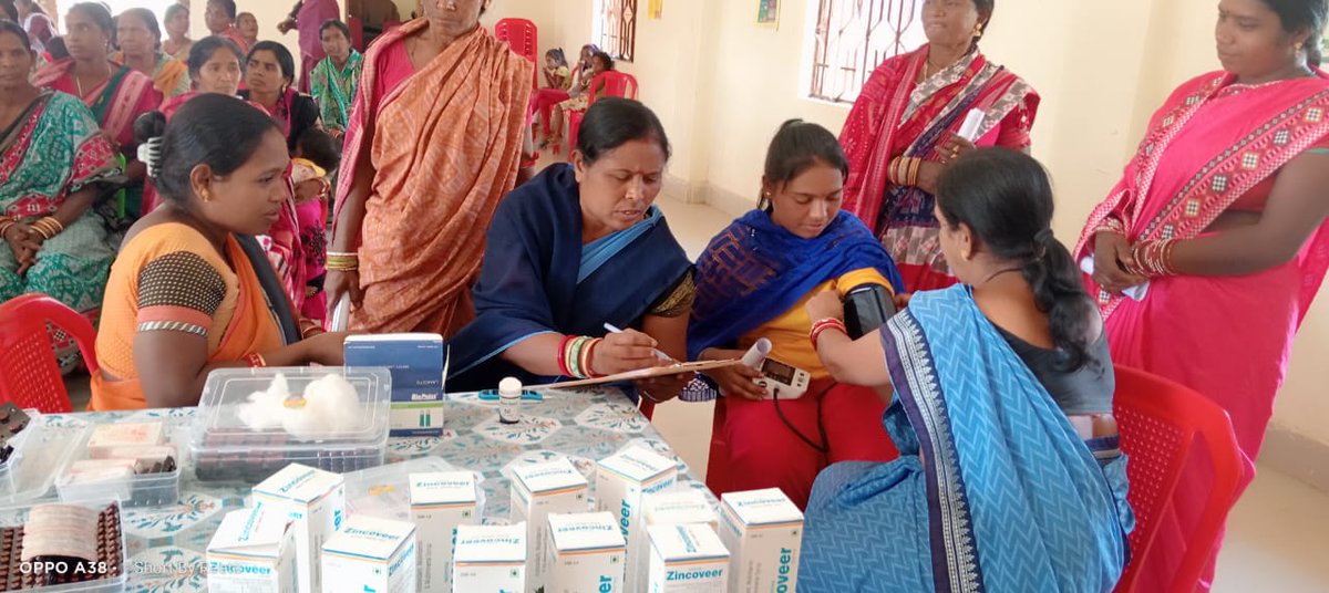 YCDAOdisha's tweet photo. 📷 Empowering Women’s Health! 💙✨
YCDA’s Skill & Livelihood Project 🤝 with Desai Foundation conducted a Gynec Health Camp 🏥 at Aathgaon GP, Bolangir, ensuring women's well-being & medical support.
#WomenHealth 👩⚕️ #CommunityCare 🤝 #YCDA #DesaiFoundation #HealthForAll 💙 https://t.co/0qC233iRWW