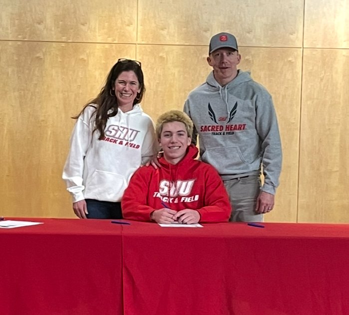 State Champion High Jumper Sam Madden recently signed his letter of intent to attend Sacred Hart University and compete in track &amp; field! #MelrosePS