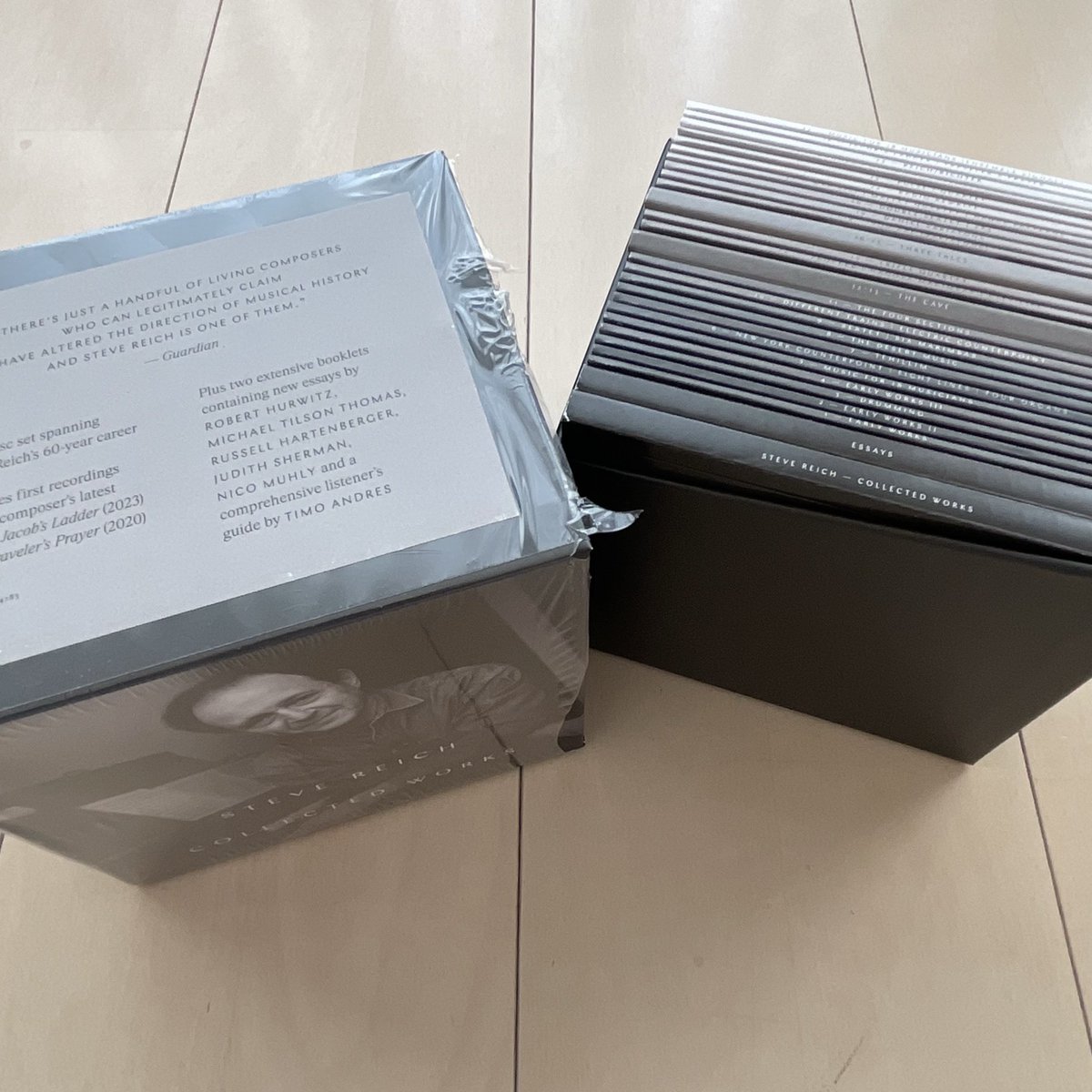 sekikos's tweet photo. 届いちゃったよ。ライヒの CD 26枚+DVD 1枚=27枚組。データ化しないとなあ。サブスクリプションでも聴けるという声はごもっともながら、メタデータを自分でちゃんとしたい関堂なのだ。 #SteveReich #CollectedWorks #Nonsuch https://t.co/miwP35k6i0