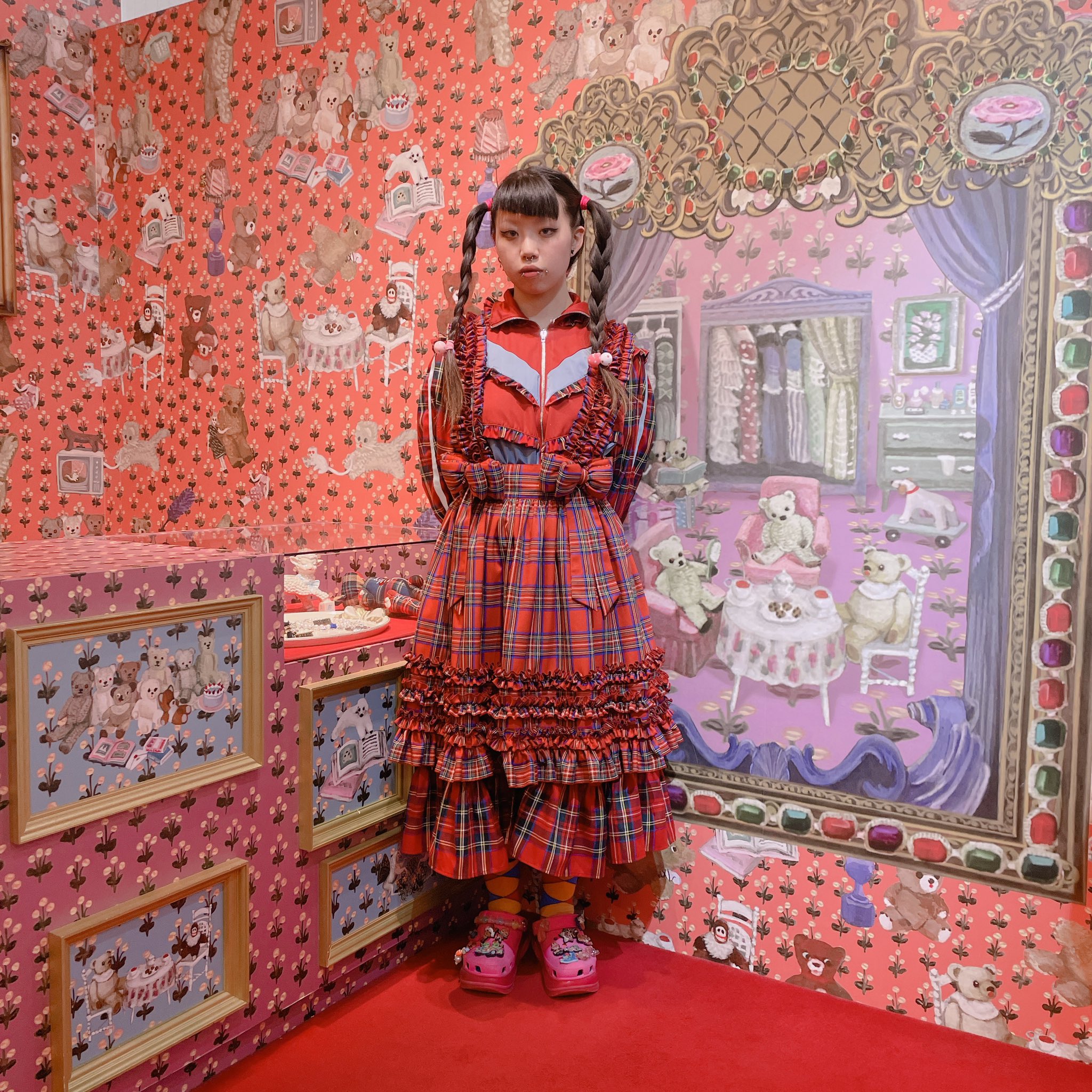 HEIHEI フリルスーツワンピース 赤チェック