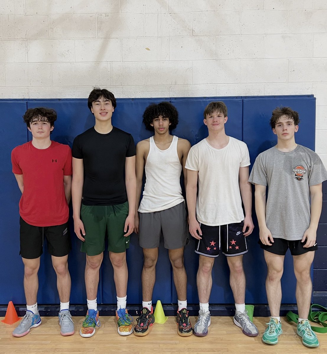 Parkersburg got that <a href="/CoachNewzSkillz/">SKILLZ SESSIONZ Workouts 🏀</a> with <a href="/CoachReignMaker/">Ronnie Nuzum</a> this evening. Great effort and a great workout! Ask them what it’s like to work with Coach Newz. They all got better tonight 🏀