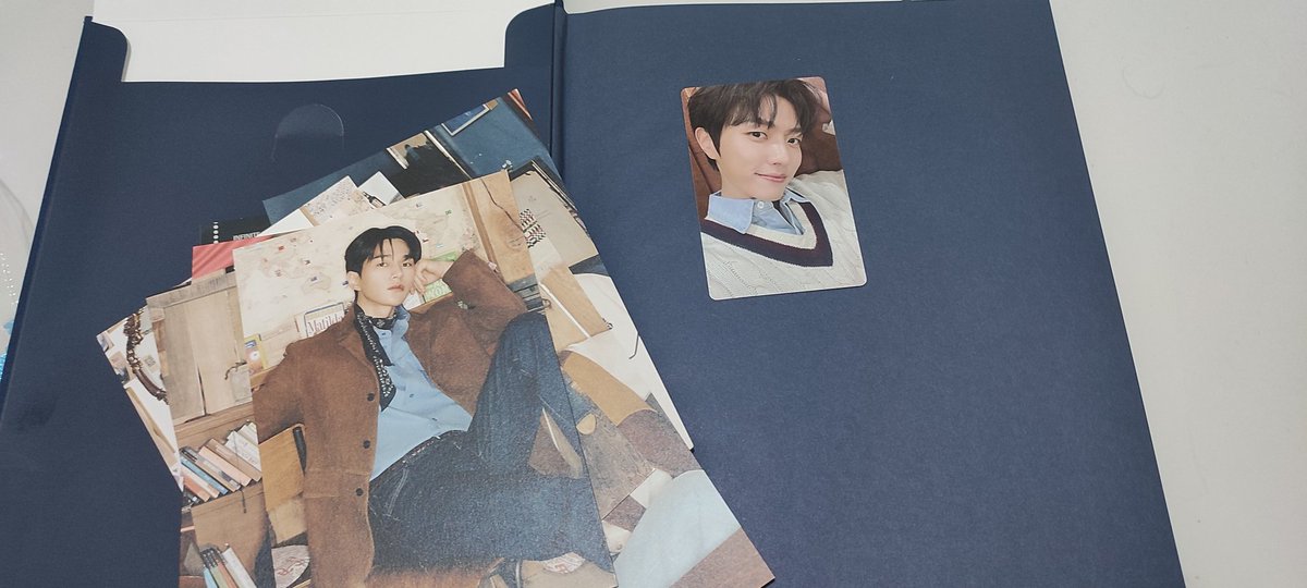 sungyoliw's tweet photo. Yeaayy finally the album that "so dangerous for my wallet" arrived! ✨☺️🫶

And i got SUNGYEOL PC 😭😭 my husband 

#infinite
#likeinfinite https://t.co/Fi9lwY3Dtg