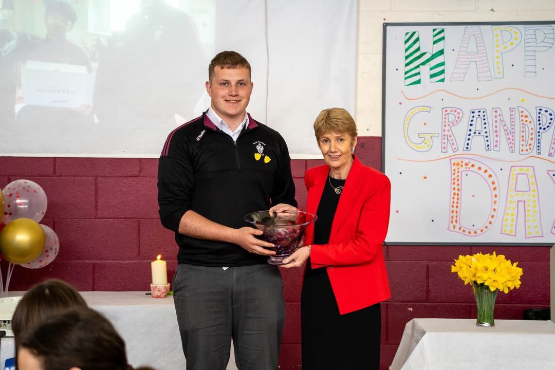 Scoil Aireagail (@scoil_aireagail) on Twitter photo ETBI week is an opportune time to celebrate our CE Ms. Eileen Cutis on her retirement : someone who has always modelled our core values of excellence, care, respect, equality and community in her stewardship of our school <a href="/Scoil_Aireagail/">Scoil Aireagail</a> <a href="/ETBIreland/">ETBI</a> <a href="/KCETB_Schools/">KCETB Schools</a> ETBI week is an opportune time to celebrate our CE Ms. Eileen Cutis on her retirement : someone who has always modelled our core values of excellence, care, respect, equality and community in her stewardship of our school <a href="/Scoil_Aireagail/">Scoil Aireagail</a> <a href="/ETBIreland/">ETBI</a> <a href="/KCETB_Schools/">KCETB Schools</a>
