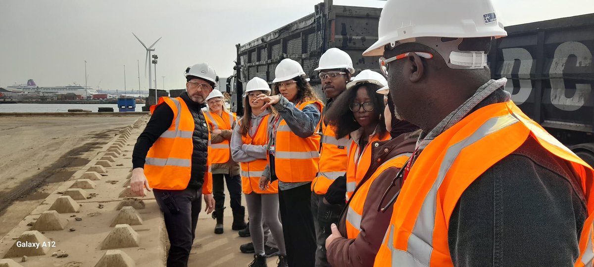 EMR Metal Recycling (@emrmetal) on Twitter photo We were proud to welcome <a href="/OneCommunityTC/">One Community Tilbury</a> to our #Tilbury site, giving the people they support an insight into the world of #recycling, #sustainability, and careers in our industry. We were proud to welcome <a href="/OneCommunityTC/">One Community Tilbury</a> to our #Tilbury site, giving the people they support an insight into the world of #recycling, #sustainability, and careers in our industry.