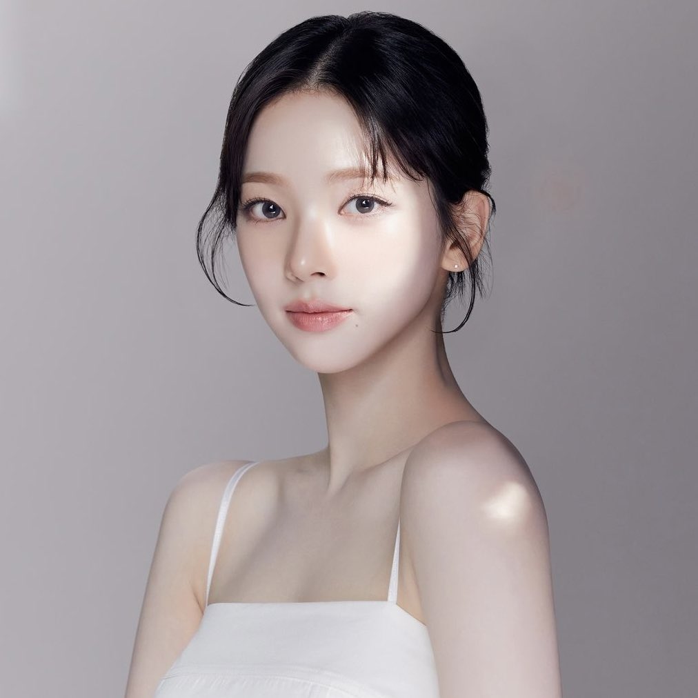 Pure, classic, and effortlessly beautiful.