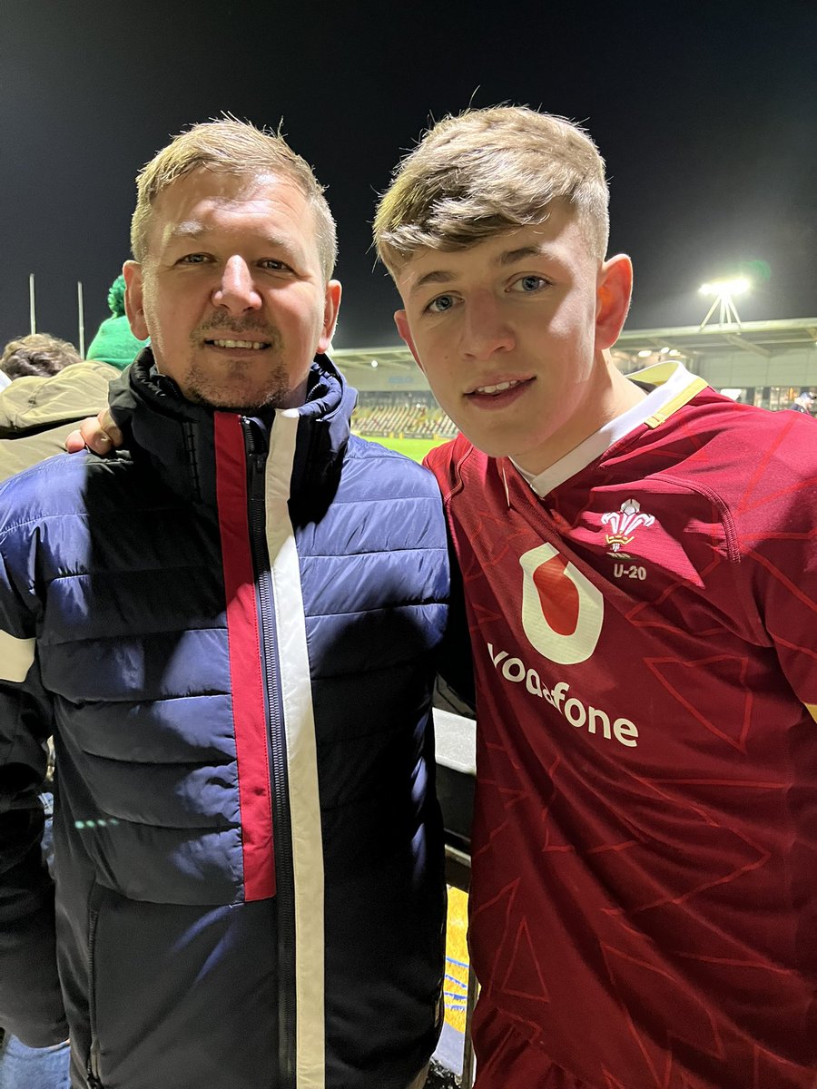 Alun ford tweet media