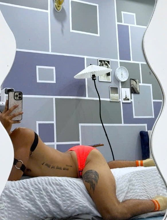 Của Em hết đấy...! 

<a href="/TusGunn/">TUS.Gunn</a>