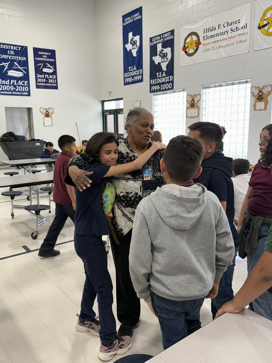 Welcoming Mrs. Williams to Moose Country! Excited to have her w us💚🫎