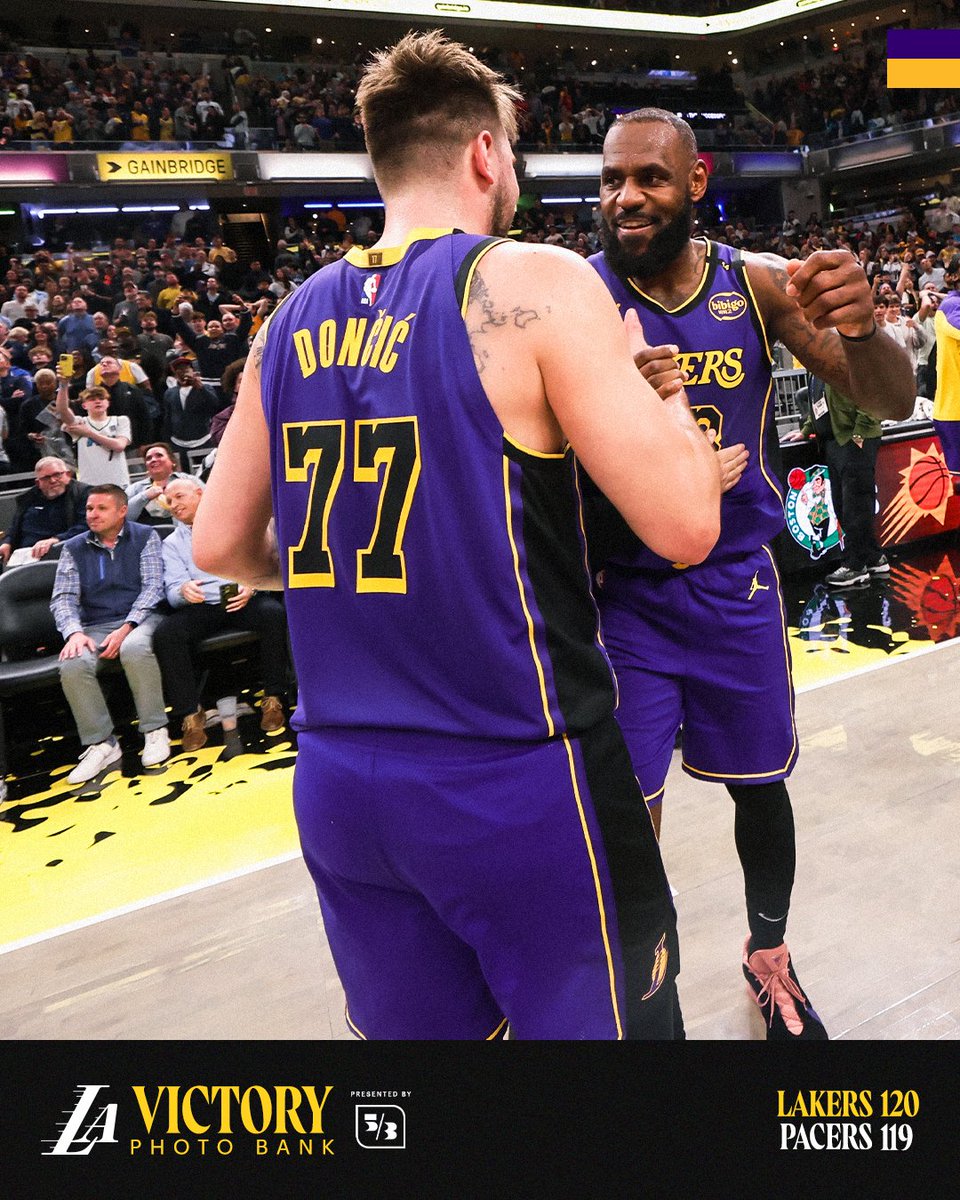 Lakers's tweet photo. Got it done ✅

@FifthThird | Victory Photo Bank https://t.co/4S5d3Vh2Tm