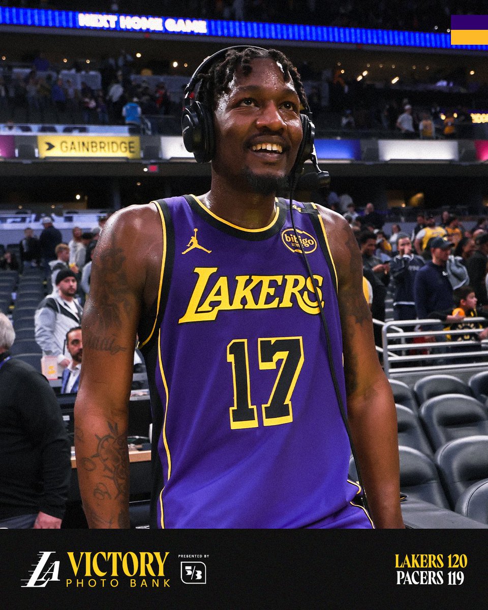 Lakers's tweet photo. Got it done ✅

@FifthThird | Victory Photo Bank https://t.co/4S5d3Vh2Tm