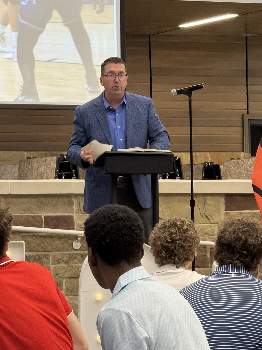 Mark Weatherly (@markbweatherly) on Twitter photo I had a great time watching <a href="/lweatherly5/">Luke Weatherly</a> this year <a href="/LakeCreekHoops/">Lake Creek Basketball</a> We had a fun time celebrating the teams this evening! Thank you to all the coaches and players for working so hard. I had a great time watching <a href="/lweatherly5/">Luke Weatherly</a> this year <a href="/LakeCreekHoops/">Lake Creek Basketball</a> We had a fun time celebrating the teams this evening! Thank you to all the coaches and players for working so hard.