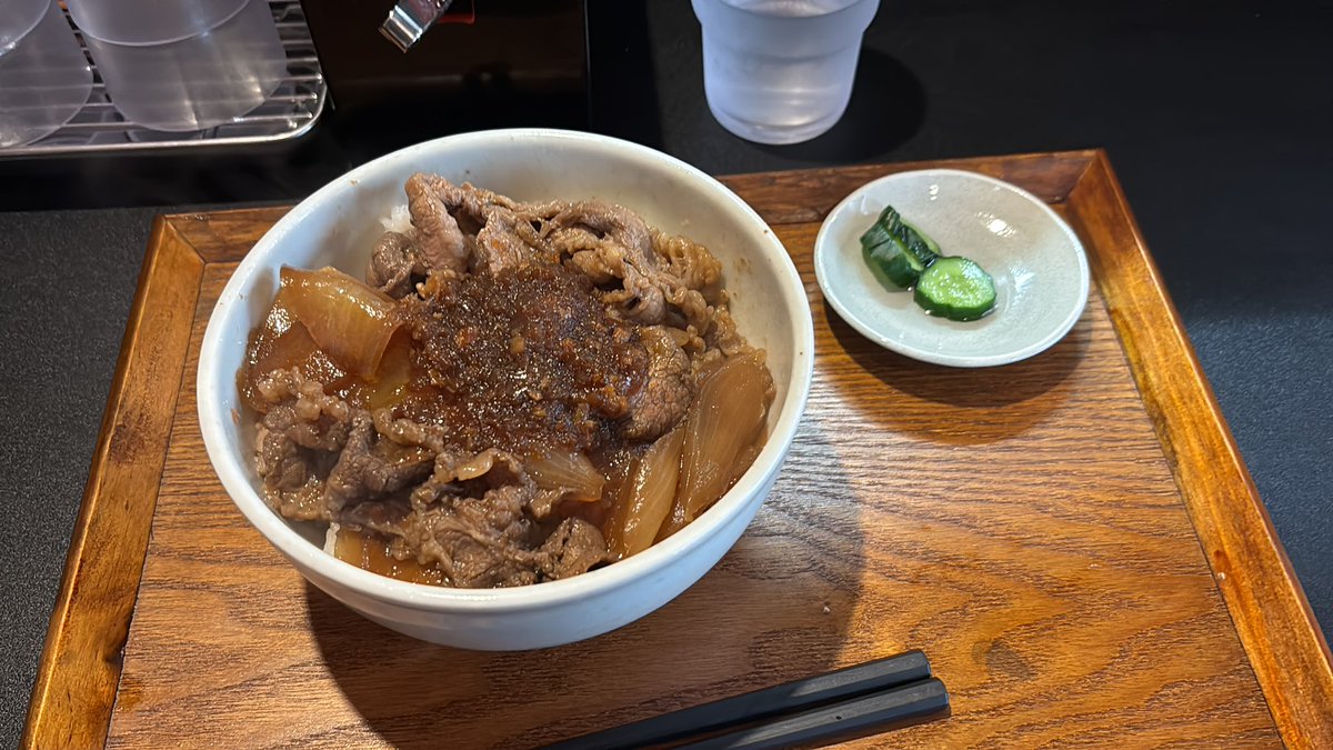 東京新橋の牛丼専門店