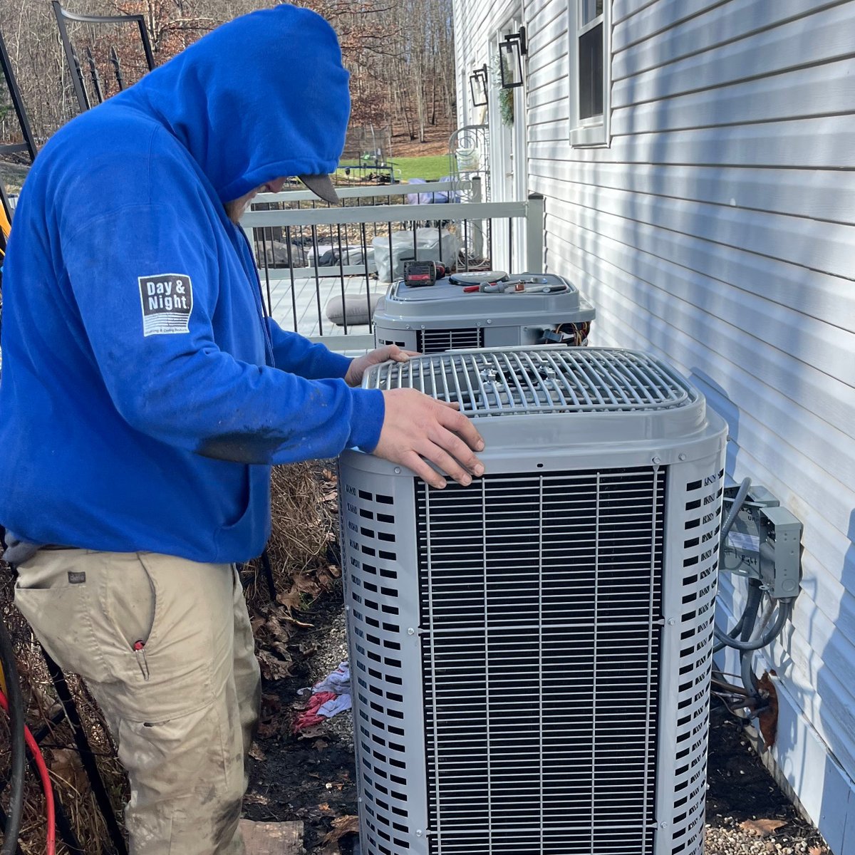 aairchilli's tweet image. 🚨 Strange HVAC noises? Don’t wait! 🚨 Affordable Air’s expert techs will diagnose the issue &amp;amp; provide a no-obligation quote. 💡 Financing available to keep repairs stress-free! 📞 Call 740-779-0079 or visit affordableairchillicothe.com now! #HVACHelp #HomeComfort
