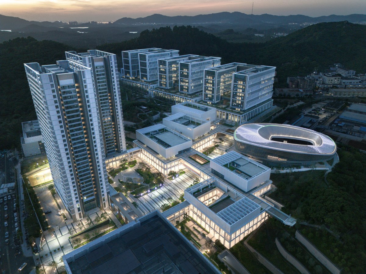 10 Design tweet media