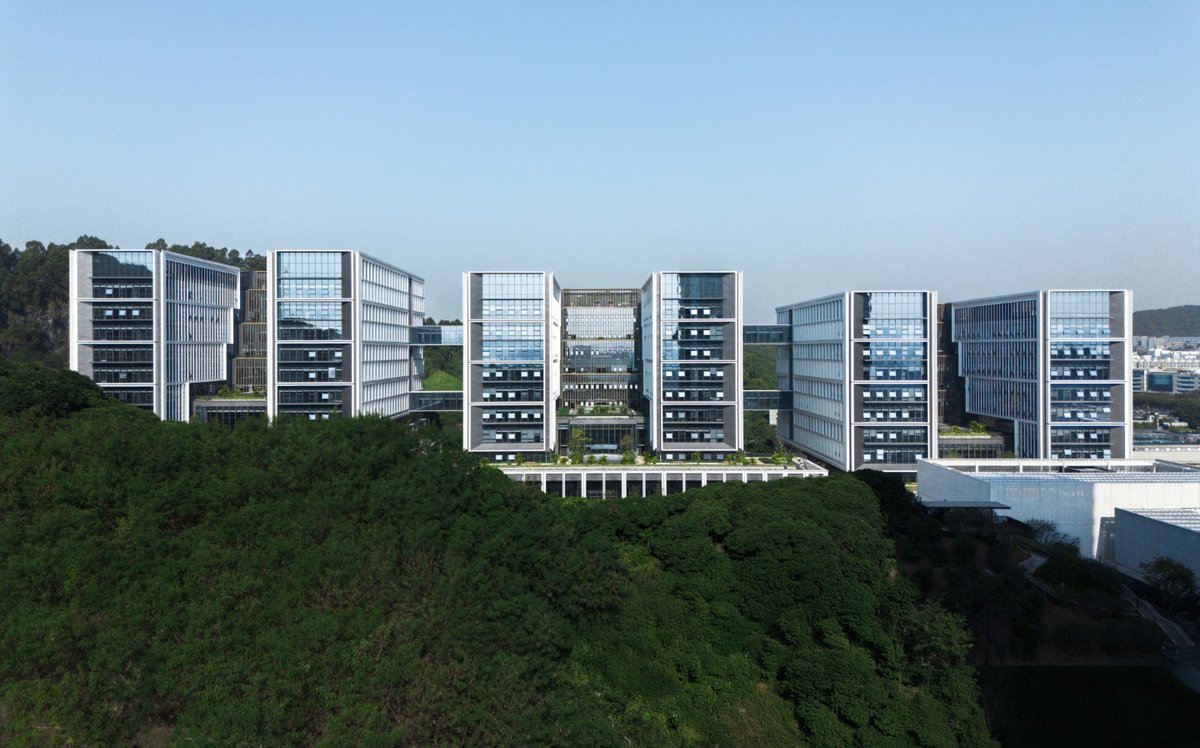 Cutting-edge research hub Pengcheng #Laboratory Park has launched in China's Greater Bay Area. Our #design and #masterplan for this state-of-the-art facility blend natural landscapes with scientific inquiry, fostering collaboration and #innovation.

More: tinyurl.com/bdhwzdds