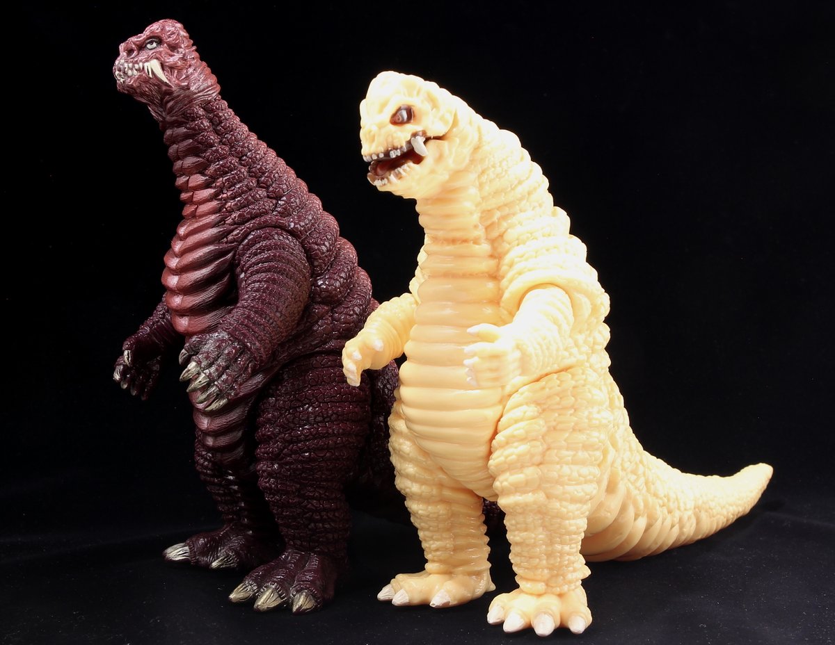 商品名はレッドキングですが、パワードレッドキングと呼んでいただいて