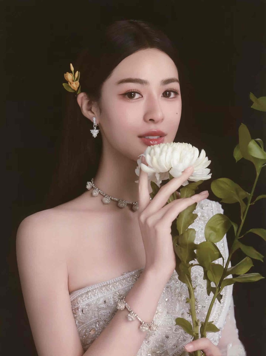 Songjong0's tweet image. 谁还没看过这组大眼👀lingling

#SparklexLingLingKwong
#linglingkwong #หลิงหลิงคอง‌ 
@linglingsirilak @Sparklewhite_TH