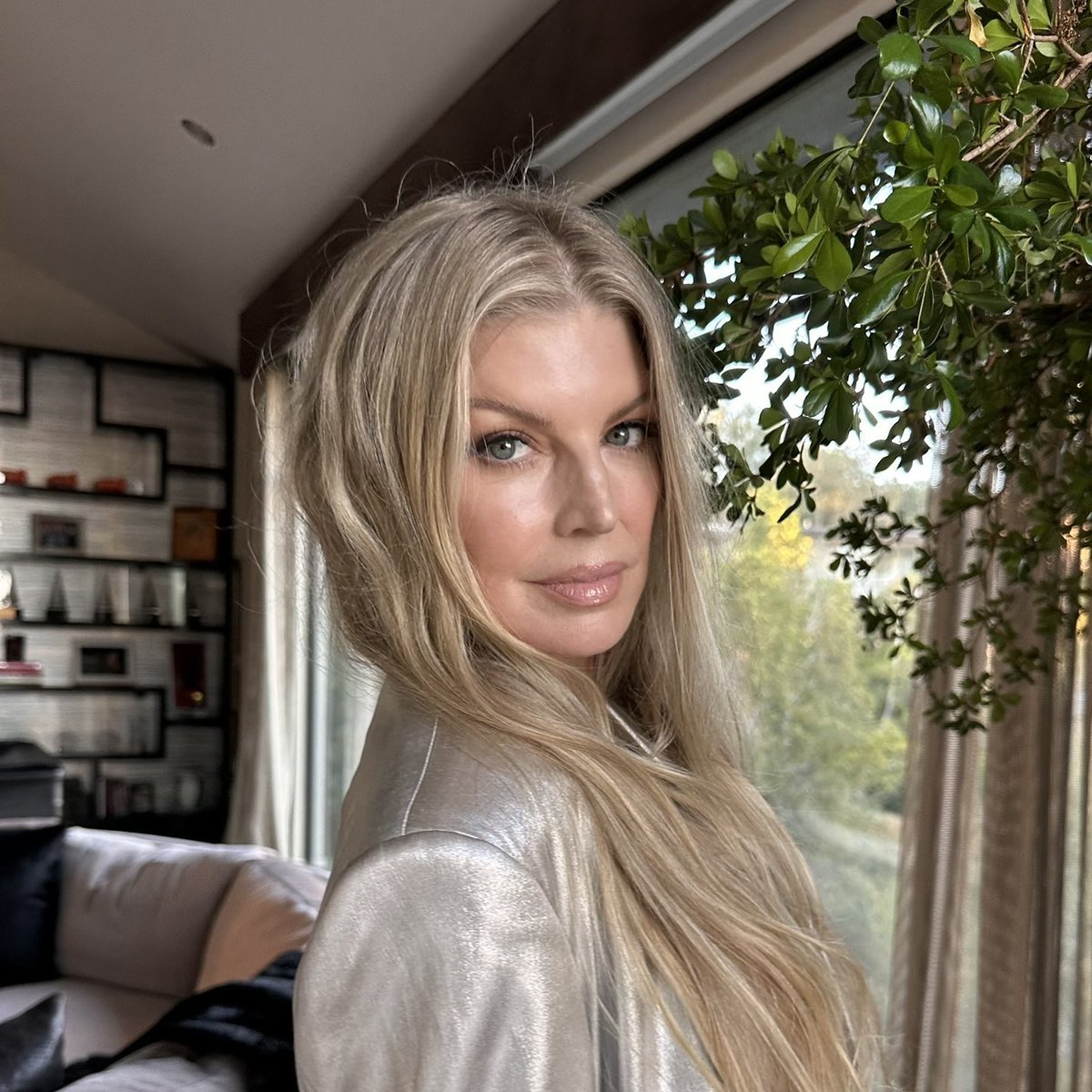 Pop Crave tweet media