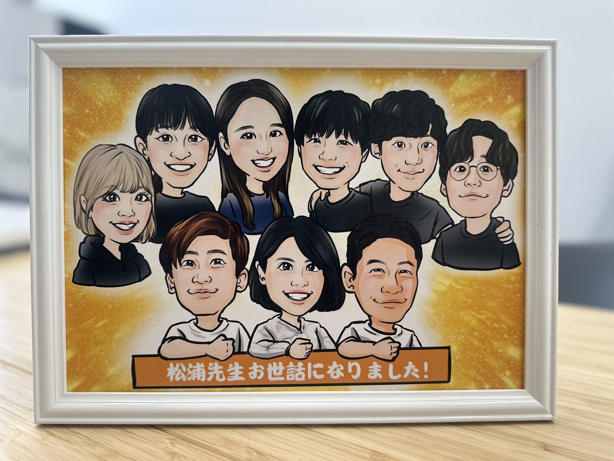 Feeling so grateful to receive a thoughtful gift from this year’s graduates. Thank you all for your kindness and warm hearts. Wishing you all the best in your next chapter!💐🎓✨2期生の皆さんありがとう🫶