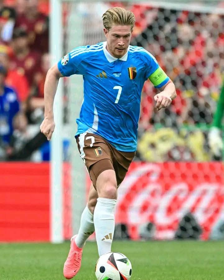 ⚪️🔵🚨🇧🇪  RECORD: Kevin De Bruyne becomes the first European player to set-up 50 assists in international football’s history.
 SIMPLY THE GOAT OF MIDFIELD. 🐐 💙
