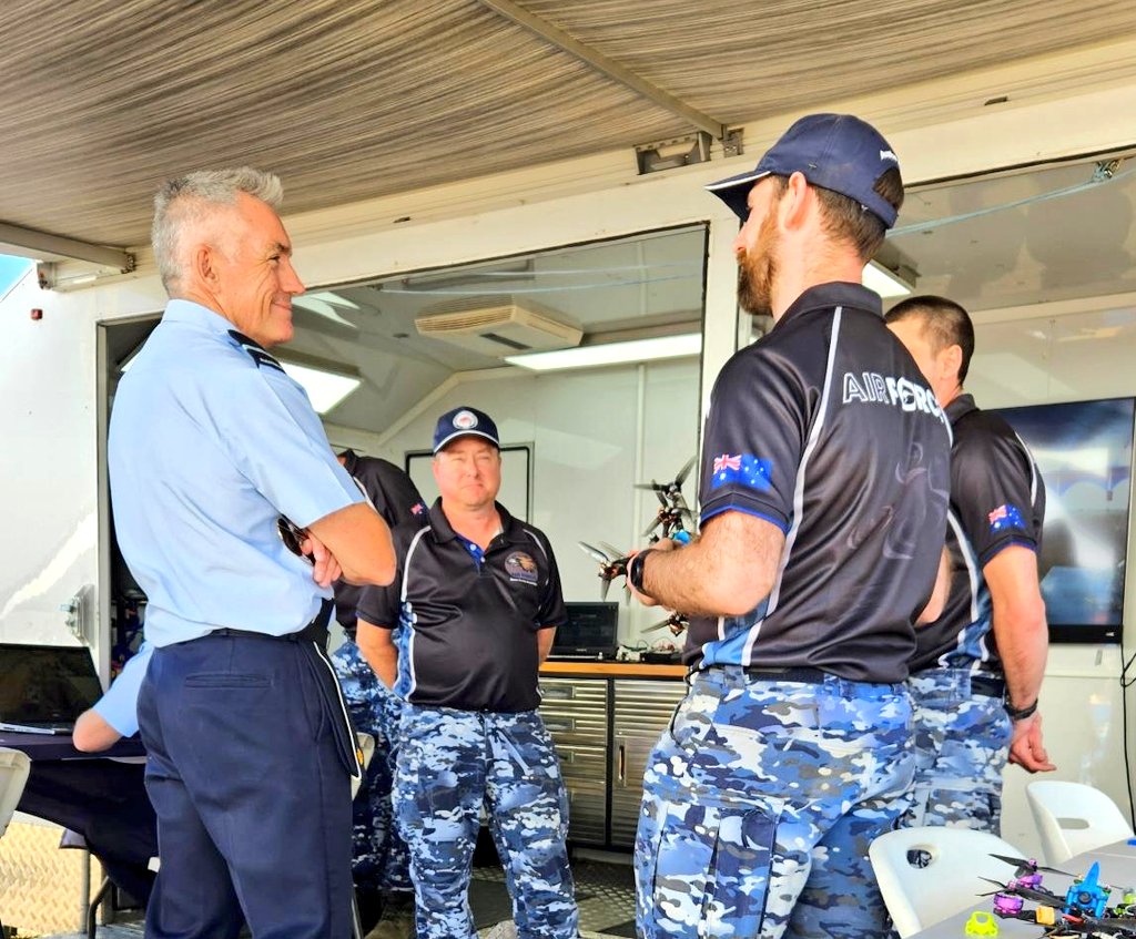 AUADRT's tweet image. @AusAirForce #DroneRacing Patron Air Commodore David Strong and Warrant Officer Brian Holdcroft had a chance to watch our fastest drone pilots whip around the #DroneZone today at Avalon Airshow Fan Page. #AIA25.

#SendIt!

@CAF_Australia @WOFFAF @RAAF_ACAUST