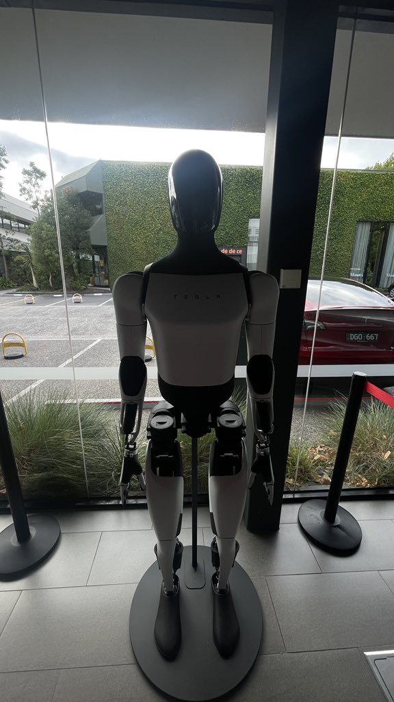 PRATEIK.DAVE tweet media