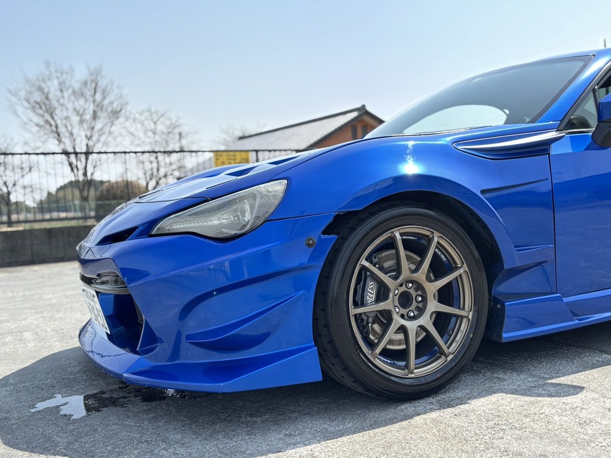 yugo_tty13's tweet image. ご報告🙇♂️
BRZ(ZC6)納車しました
知ってる方も多い車両ですが巡ってきたご縁もあり乗り継がせて頂くことになりました🙇♂️
綺麗に乗れるかは分かりませんが大切に乗って行きたいと思います🙇♂️
86BRZ界隈の皆様、よろしくお願い致します
納車前にG4の形見付けてもらいました🚗