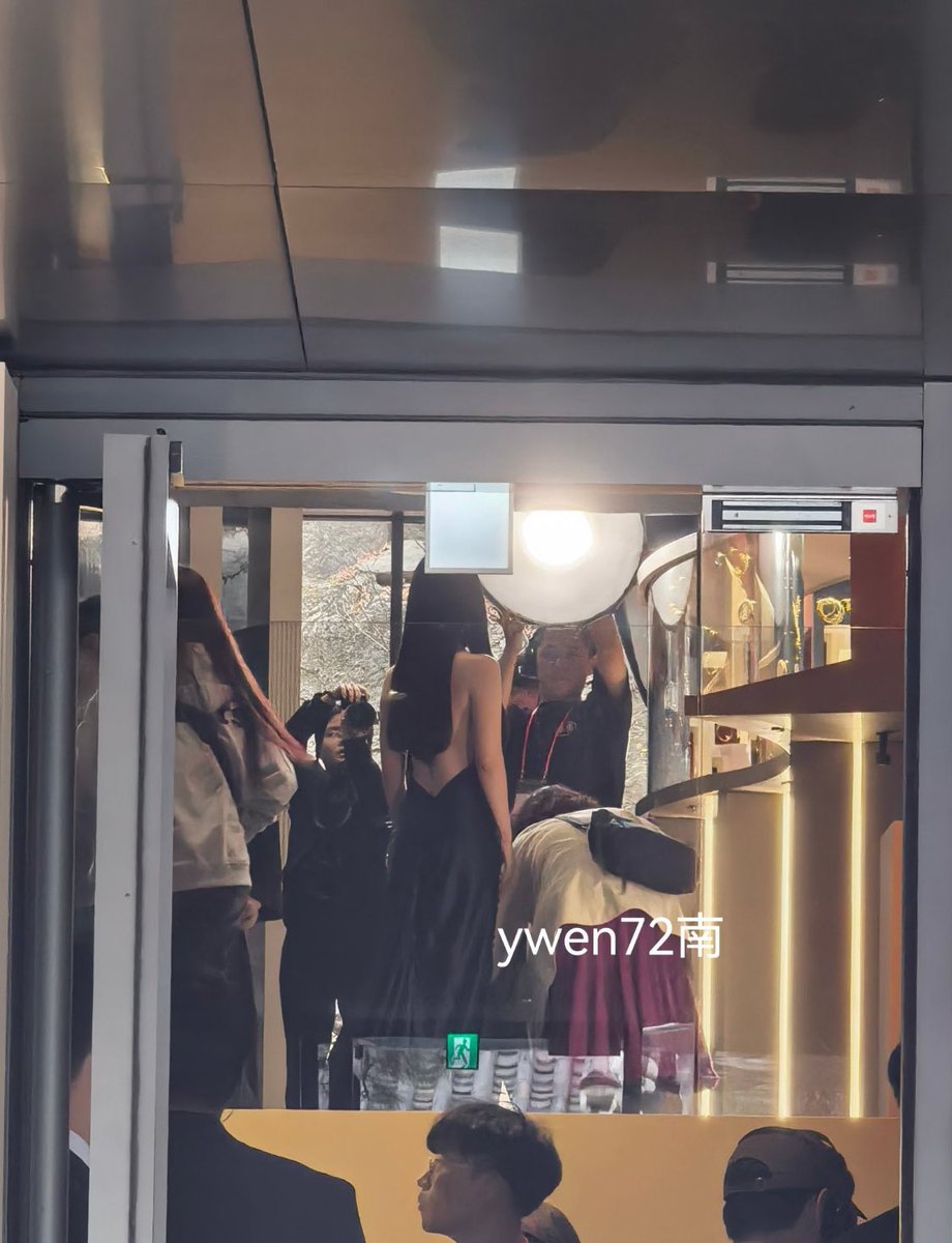 #김지원 네? 아니 네?