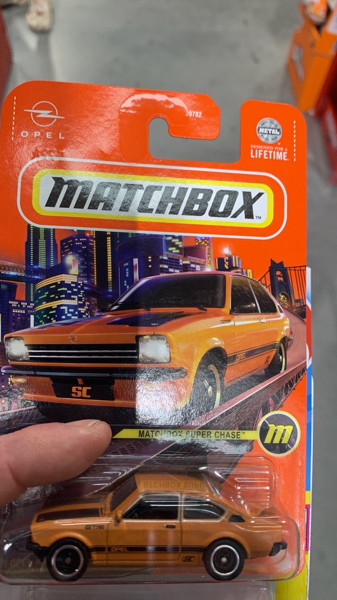kolectr's tweet photo. Not much of a Matchbox collector but it said super chase!
#matchbox #superchase https://t.co/iJ4pLeR8Z7