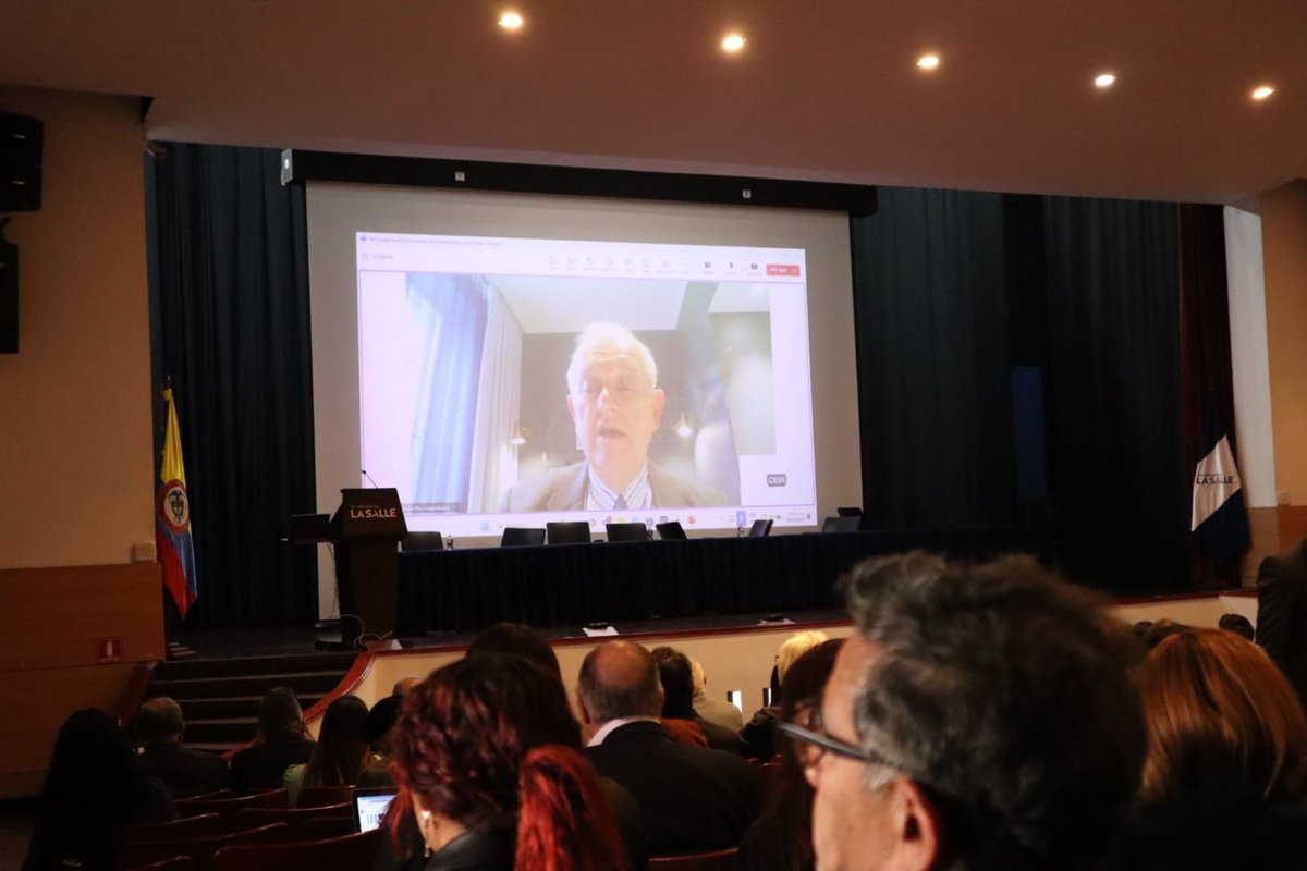 📉 "Crecimiento fugaz, crisis recurrentes y desindustrialización": José Antonio Ocampo en la apertura del #CongresoEconomistas2025.
🔎 América Latina necesita otro rumbo económico.
📍 Bogotá