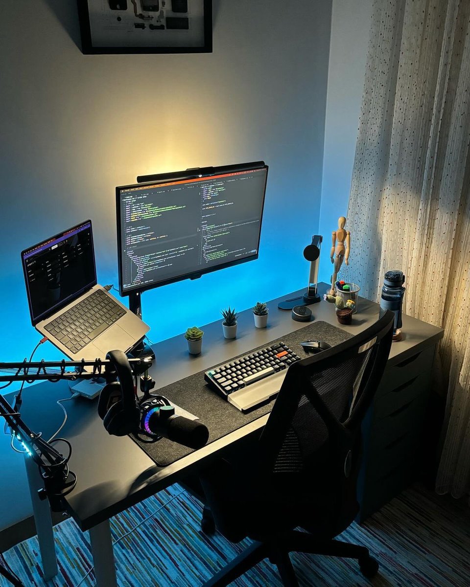 cL_Moo’re1313..🥷✝️ tweet media