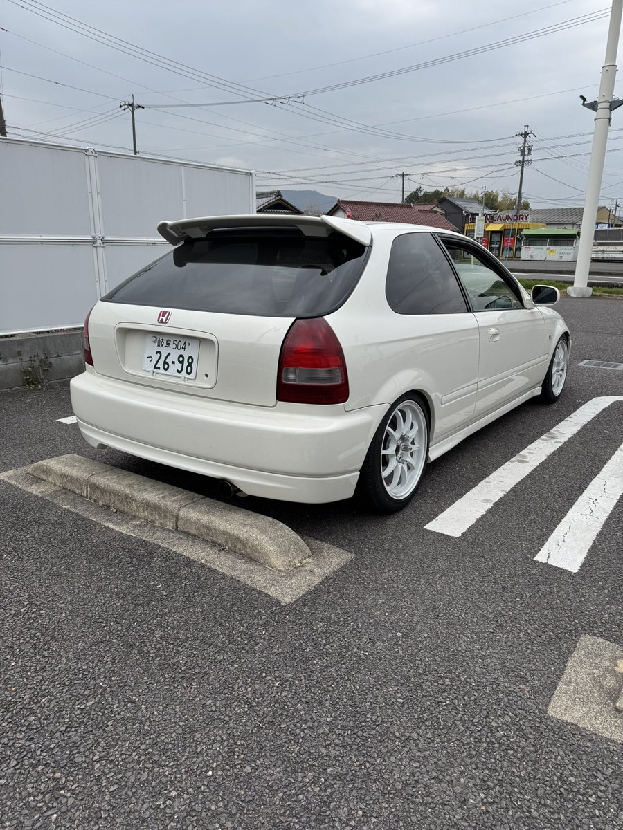 ホイール買ったから、車熱が上がってる🙌
はやく爪処理して、履きたいけどまだタイヤは買ってない😇